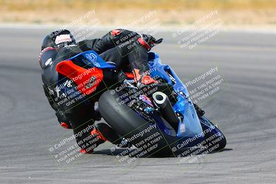 media/Apr-30-2023-CRA (Sun) [[020fcf5d43]]/Race 11-600 Expert Superbike/